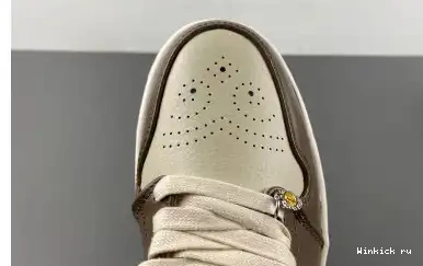 JORDAN 1 Low AIR 0621